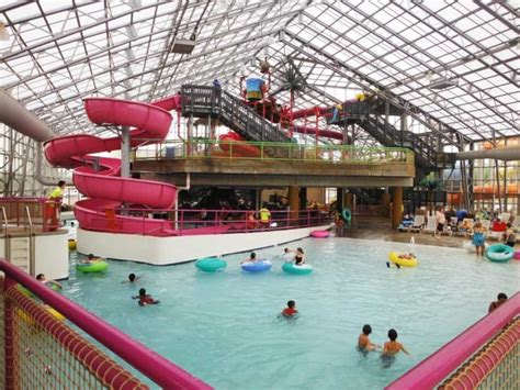 Indoor water park oklahoma - Tulsa offers an array of exciting attractions for all types of travelers. You can hit the trails along the Arkansas River, explore a list of museums, bask in the garden center and get outside and explore the numerous parks.But when you have kids or are visiting Tulsa for business, it’s nice to know on-site activities are available that can be enjoyed …